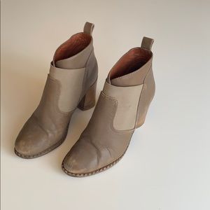 Marc Jacobs ankle booties